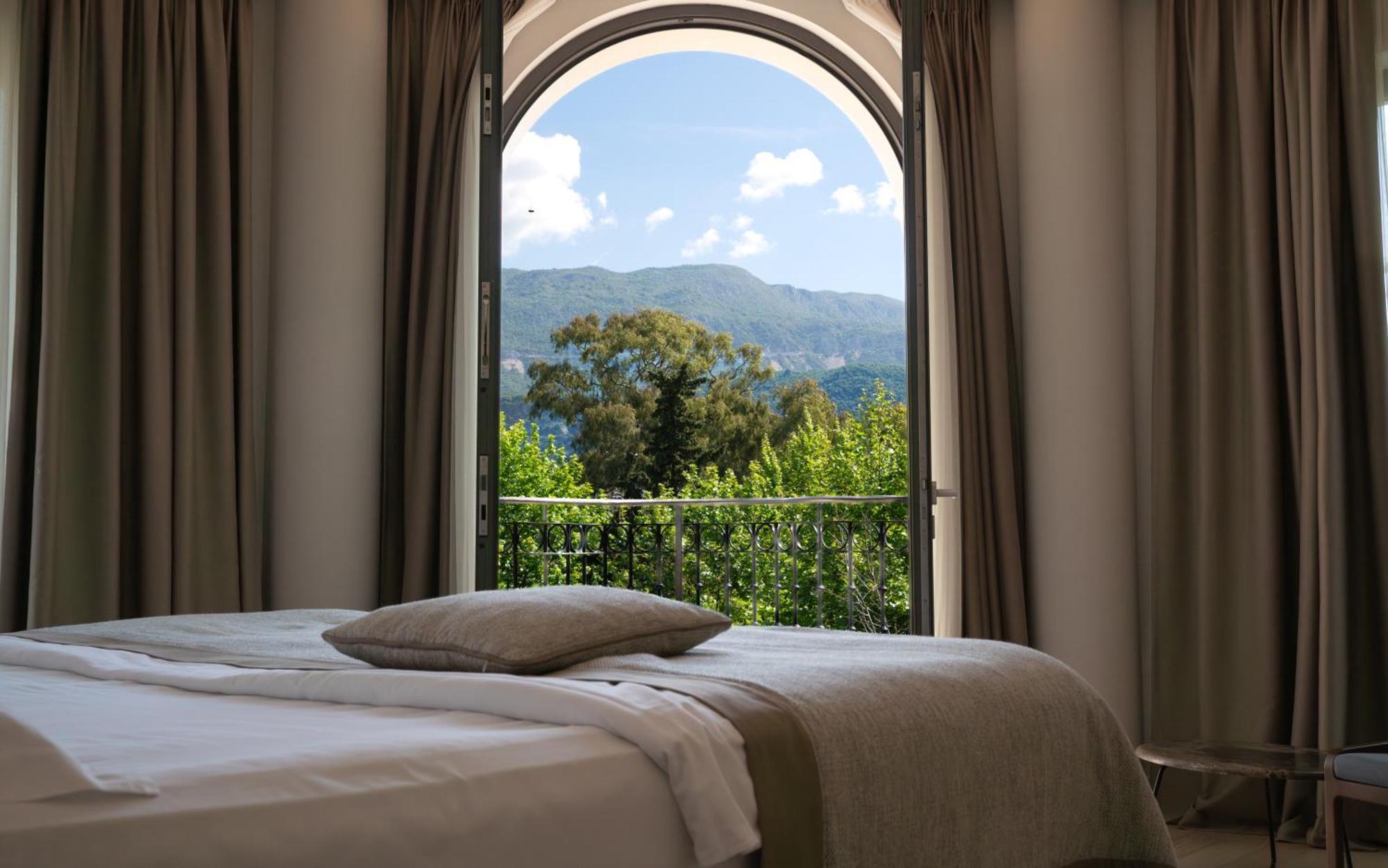 Otel Majestic 4*